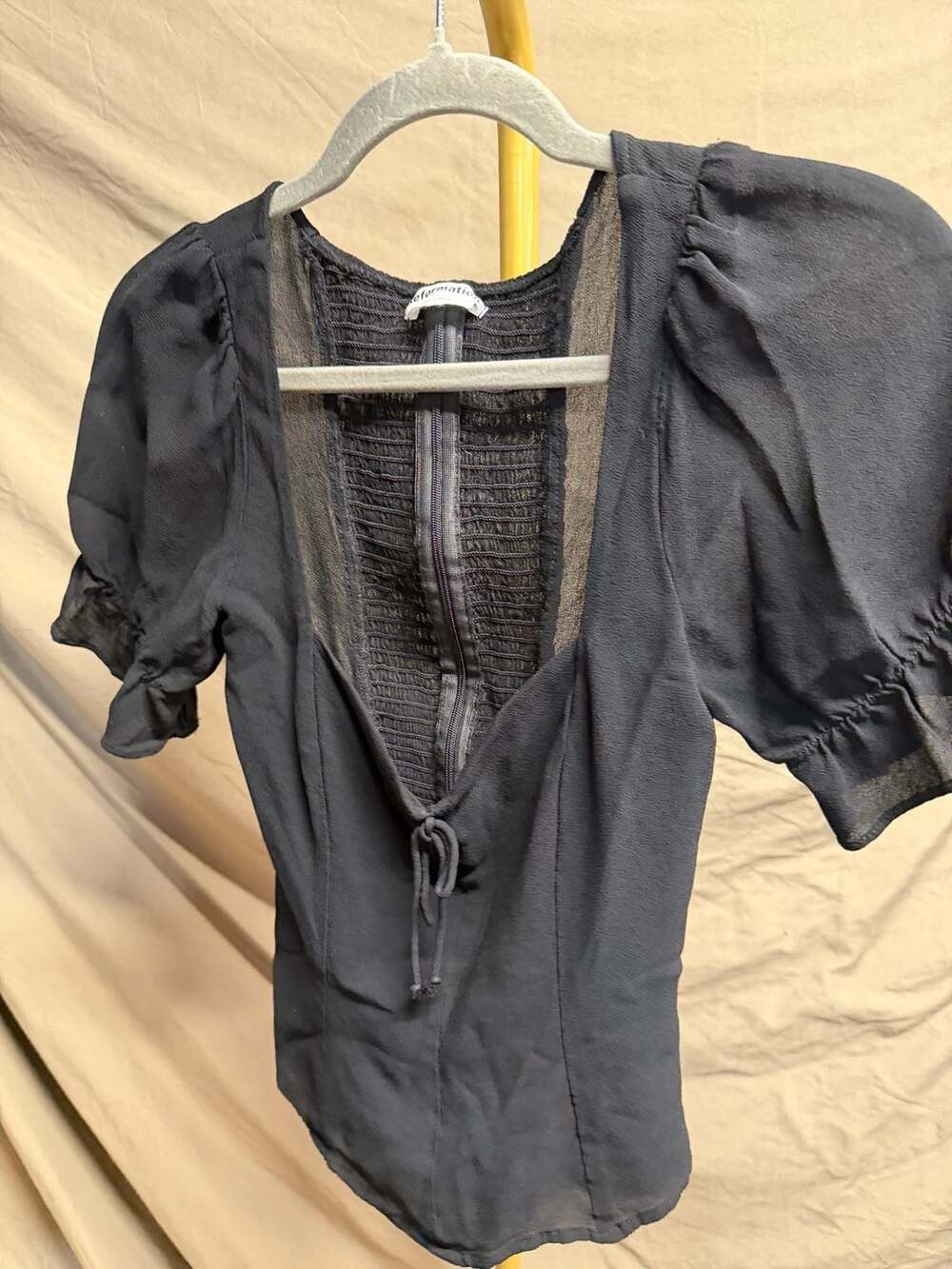 037 Reformation Black Minette Top Short Puff Sleeve Tie Front Blouse